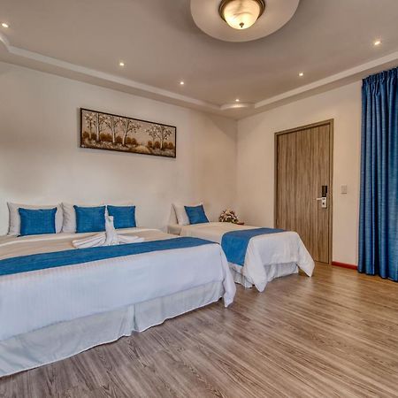 Swans Cay Hotel Bocas Town Kültér fotó