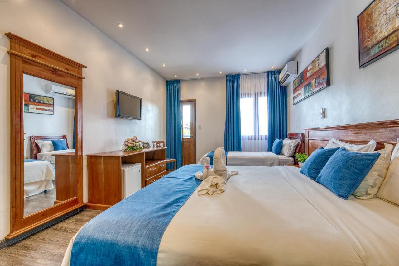 Swans Cay Hotel Bocas Town Kültér fotó