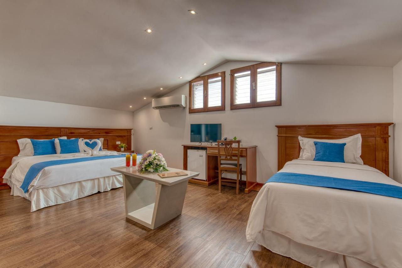 Swans Cay Hotel Bocas Town Kültér fotó