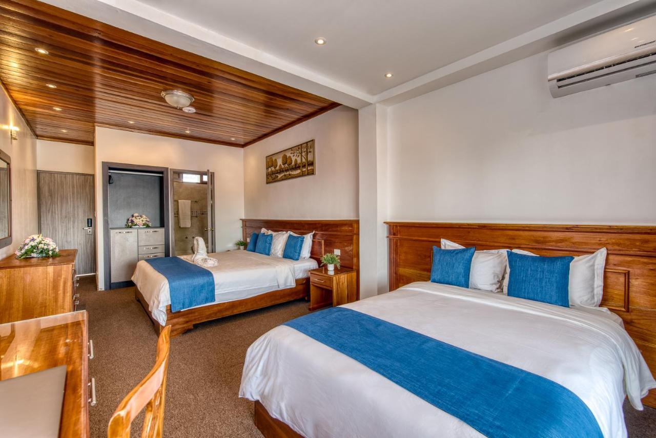 Swans Cay Hotel Bocas Town Kültér fotó