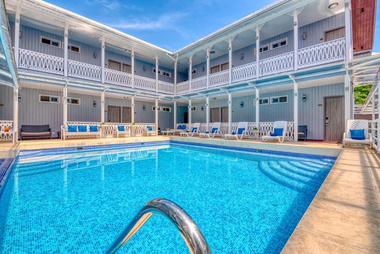 Swans Cay Hotel Bocas Town Kültér fotó