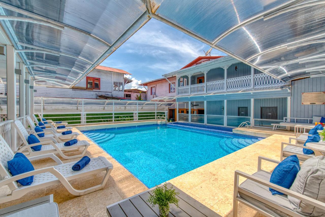 Swans Cay Hotel Bocas Town Kültér fotó